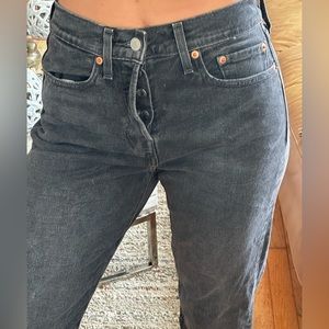 High waisted Black Levis size 27